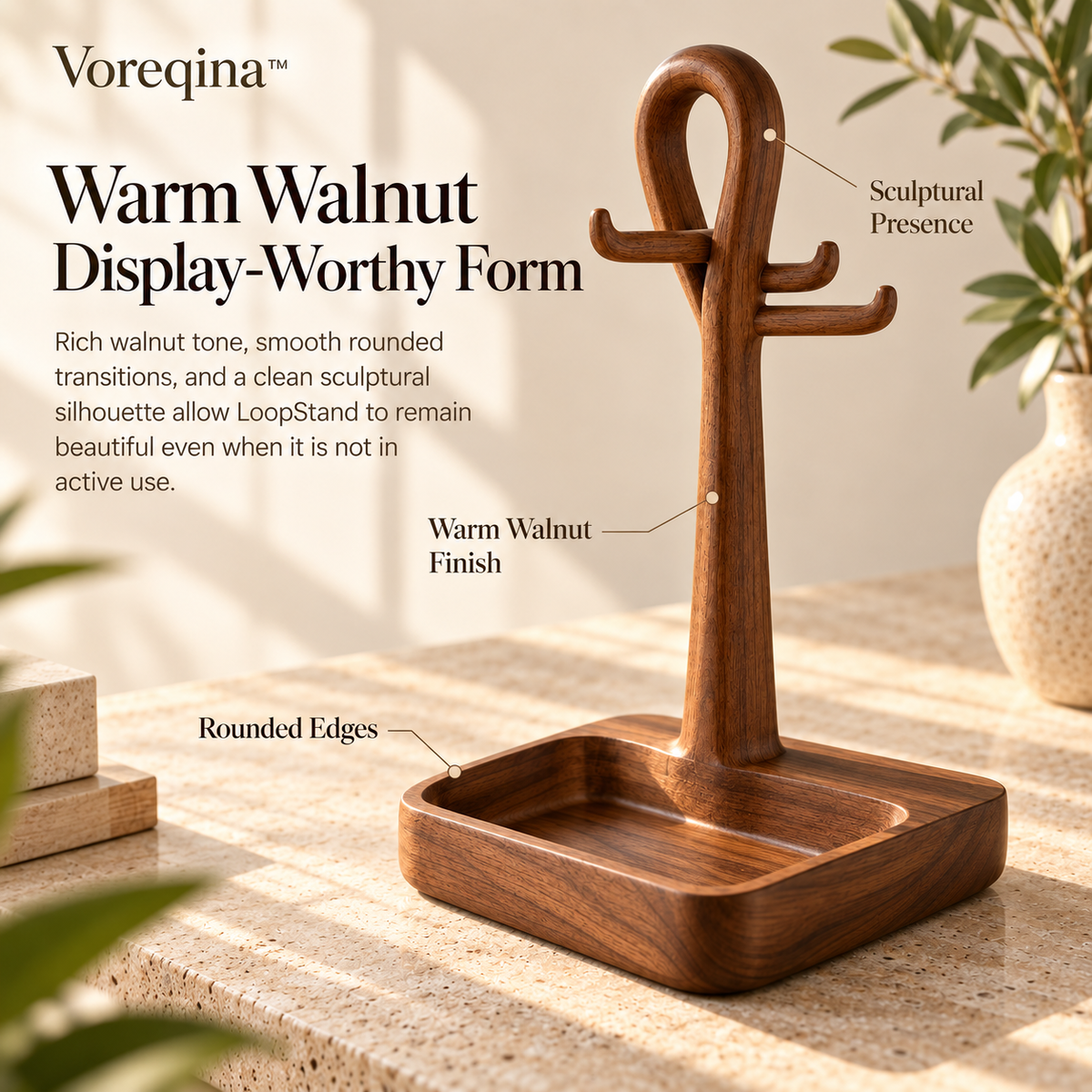 Voreqina™ LoopStand Hanging Valet